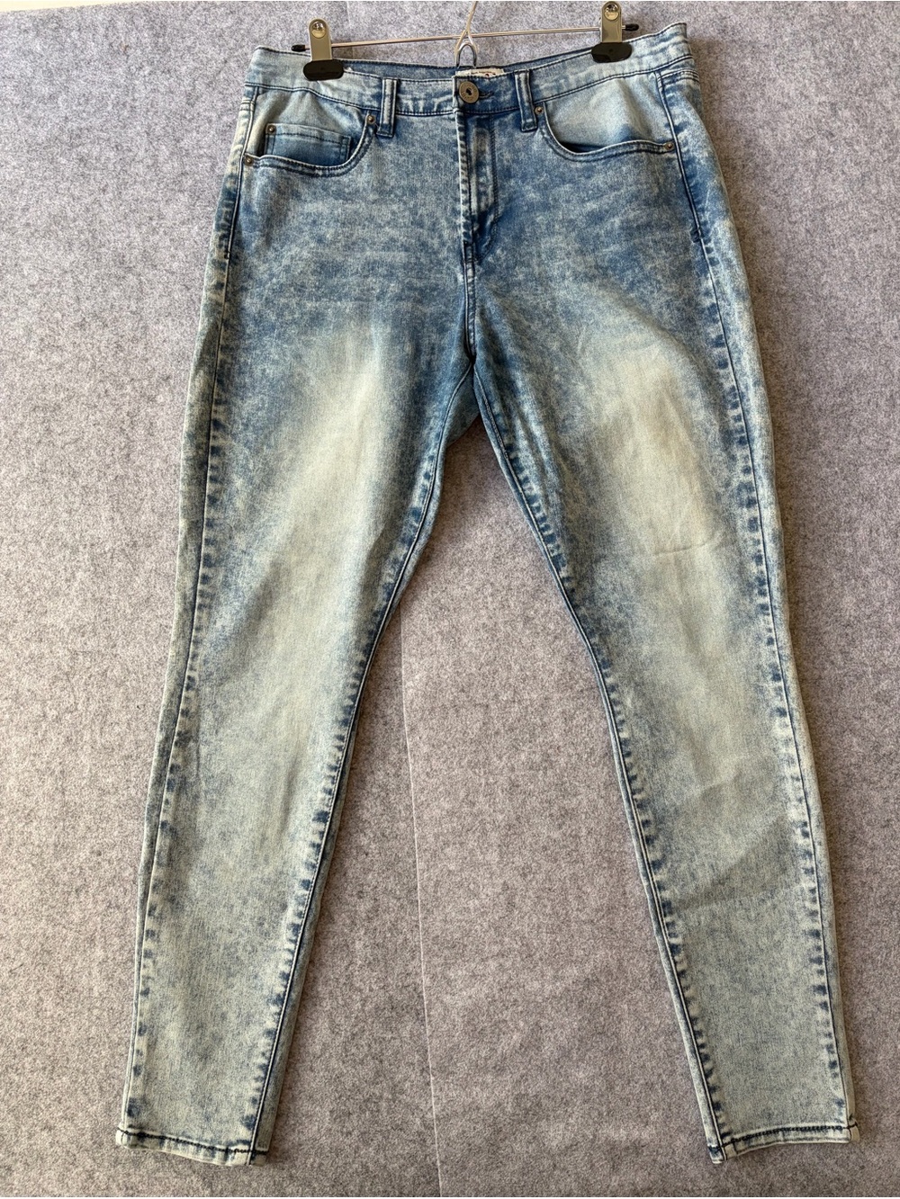 Mudd Denim Light Wash Skinny Jeans